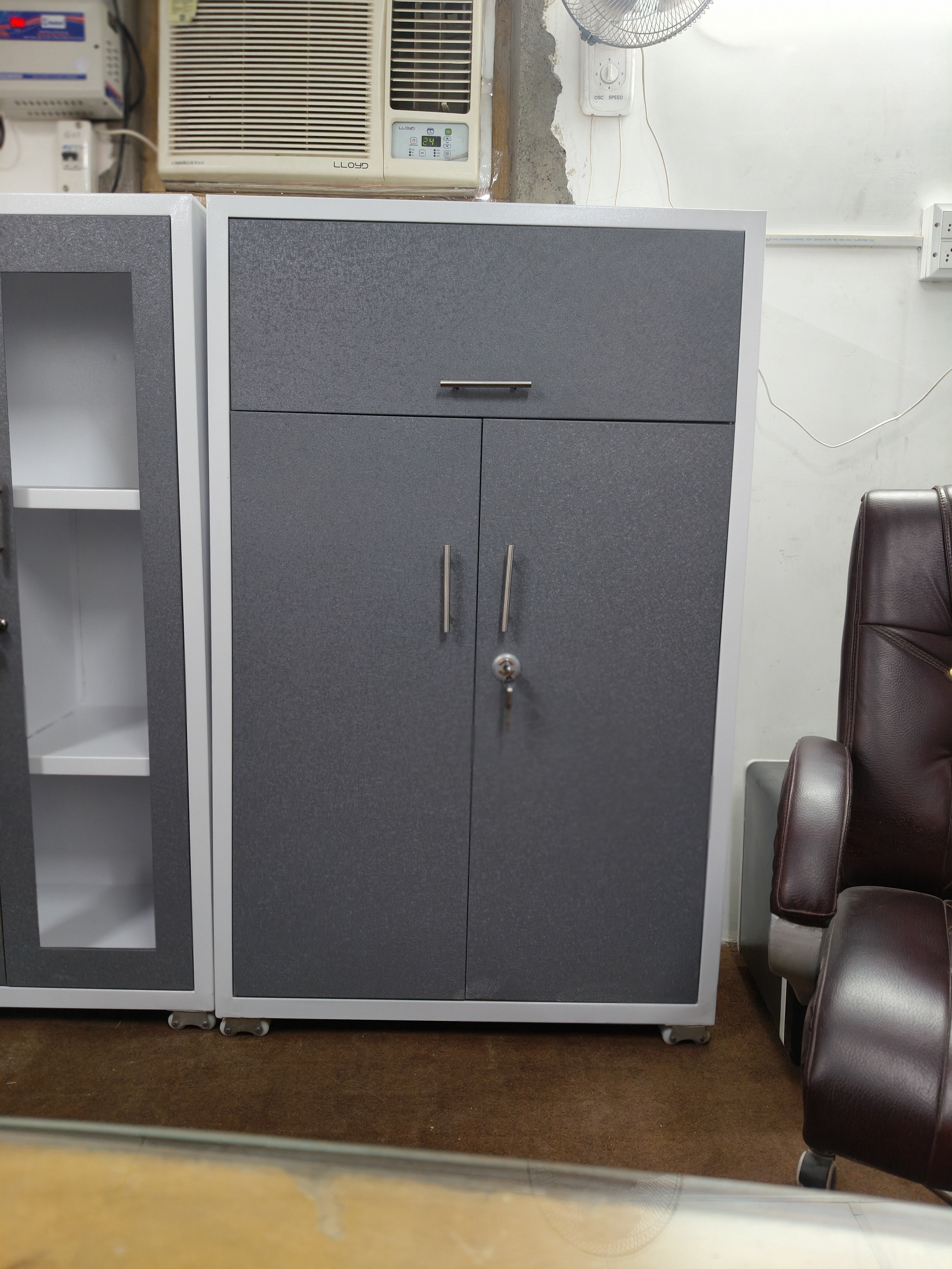 Customised office project